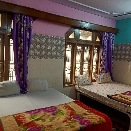 Kashi Annapurna Guest House Benares Buitenkant foto